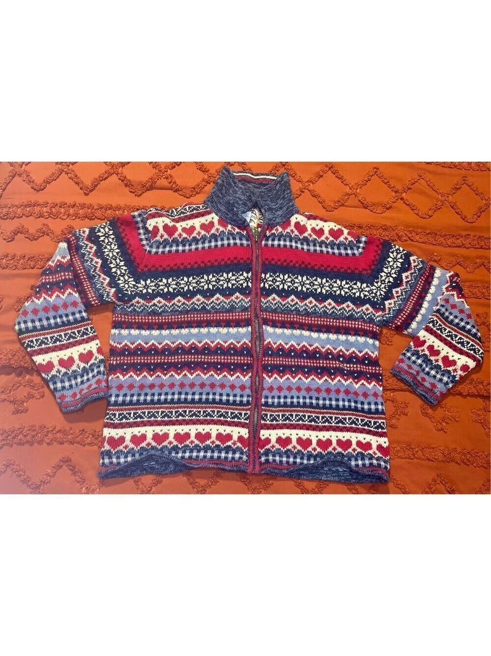 Heirloom  Collectibles sweater. Hearts, squares and diamonds. Size medium.